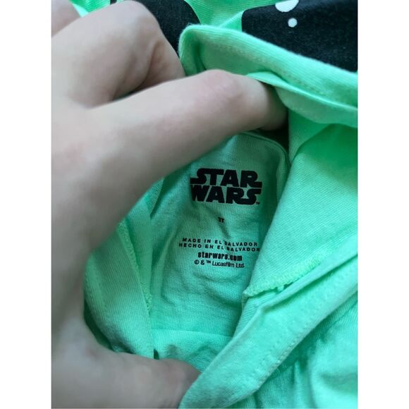 Star Wars 3T Baby Roda Muscle T Tank Top with Hood - Picture 2 of 3